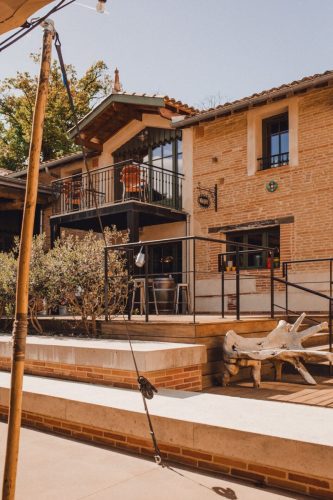 Shooting Springtime Hoc Die - Vue Bar